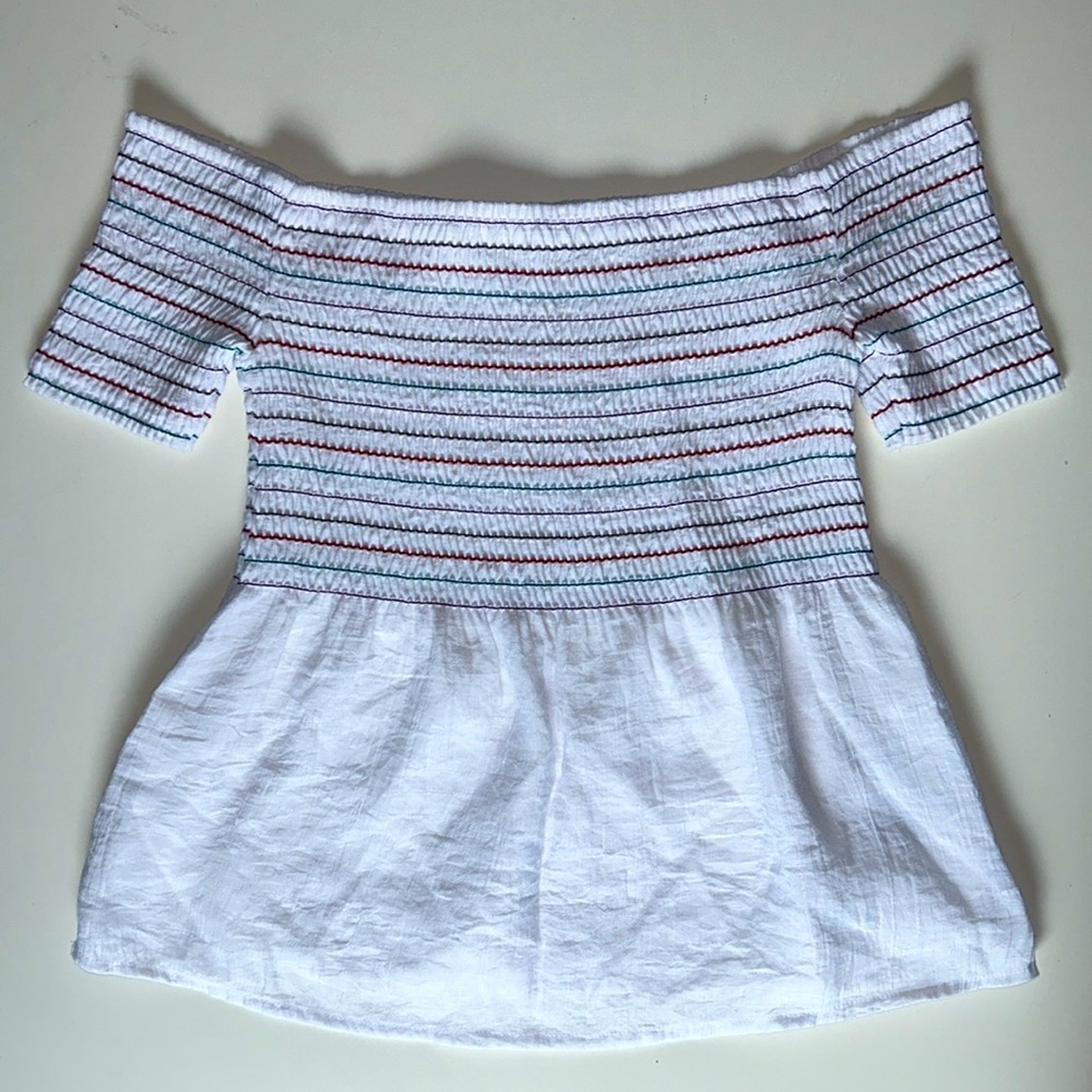 Guess off-shoulder top